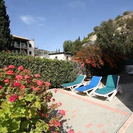 Pissouri Beach Apartments * ピッソウリ