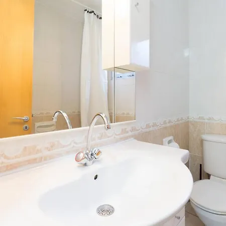 Pissouri Beach Apartments ピッソウリ