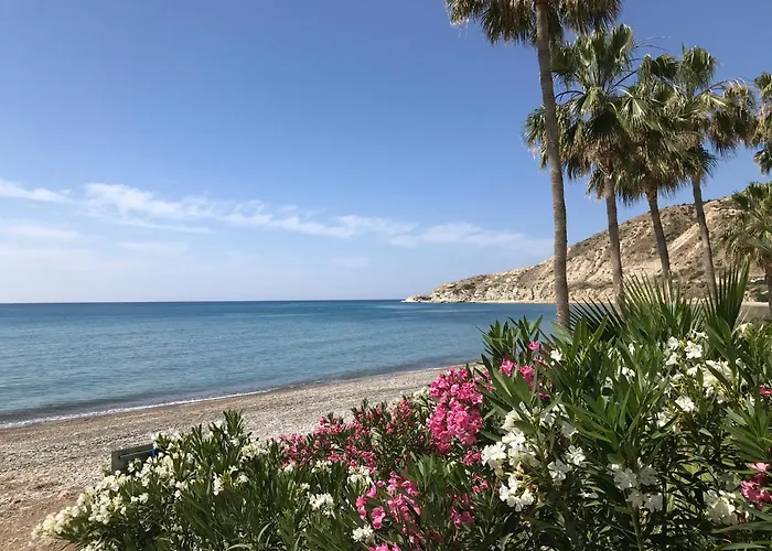 Pissouri Beach Apartments * Pissouri